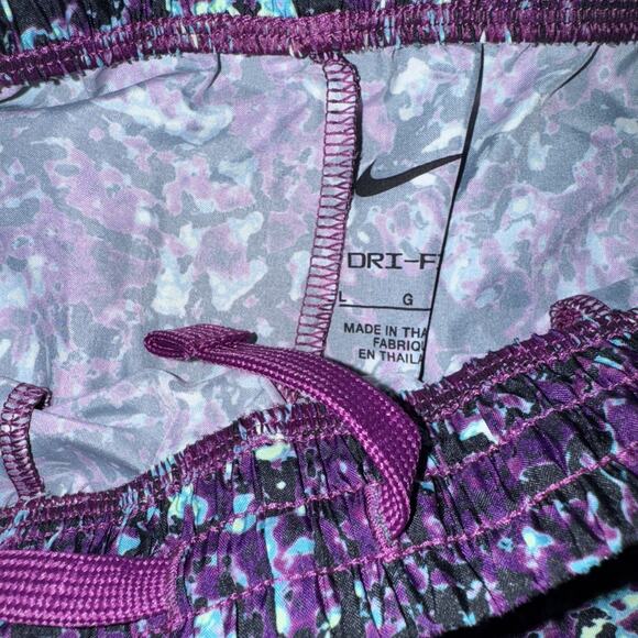 NWT Nike Athletic Shorts DRI-FIT Standard Fit Green Kids Size L Drawstring - Picture 5 of 5